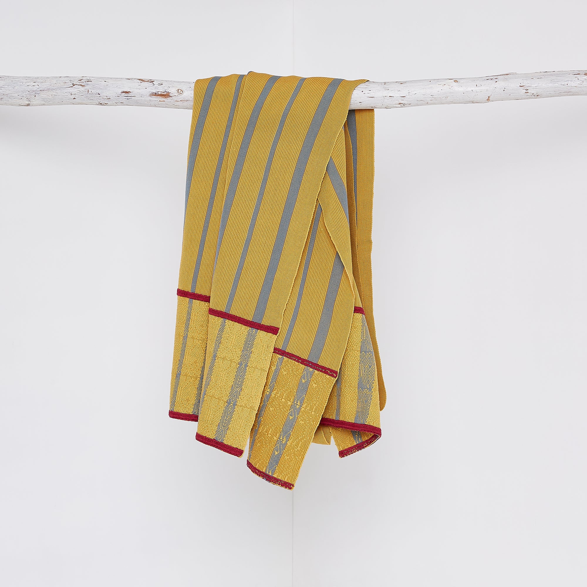 LIENZO ATACAMA LUPITA