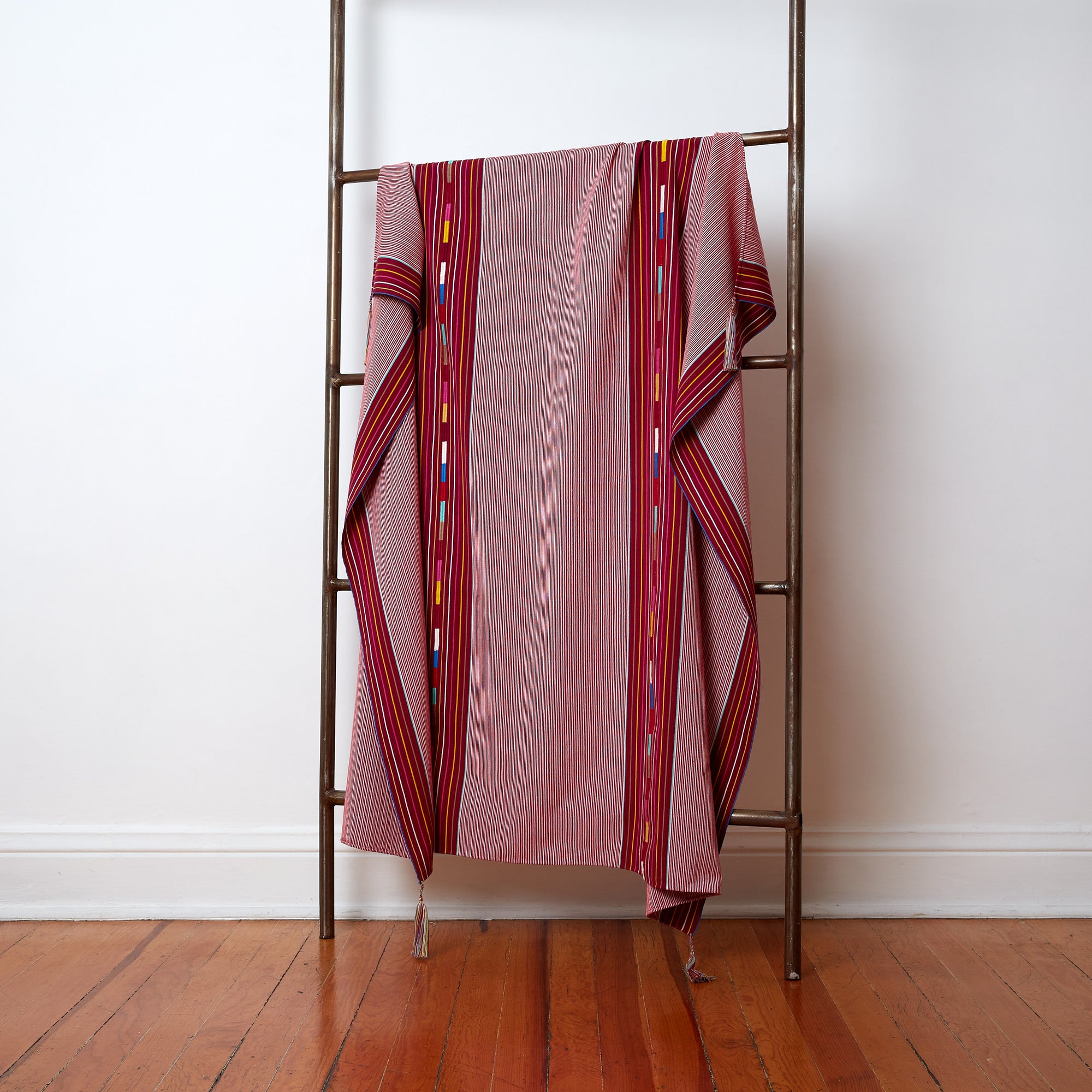 LIENZO NACHIG DE LA CRUZ