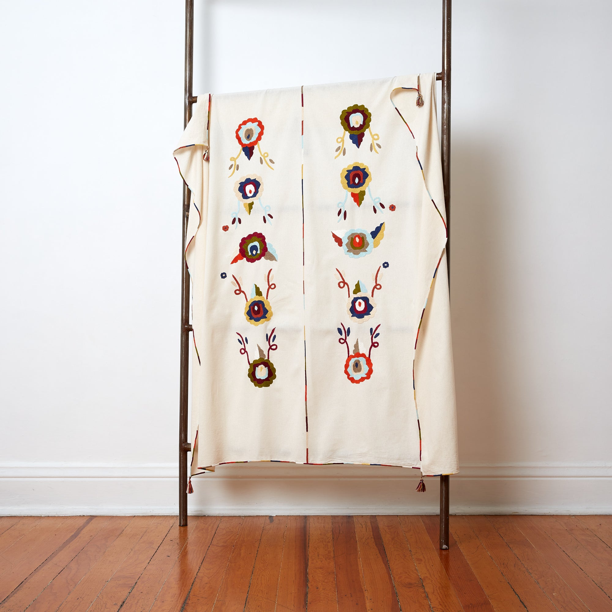 TEXTIL MICA EN EL JARDIN SANTIZ