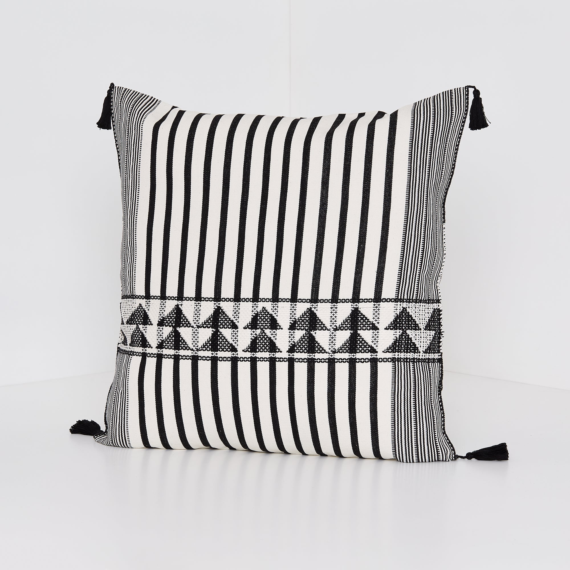 COJIN NACHIG IK BROCADO